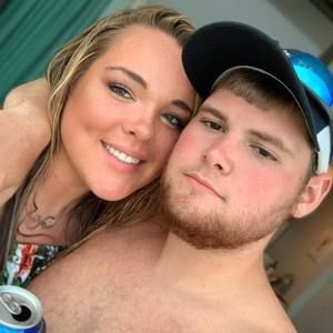 Meet your Posher, Devin